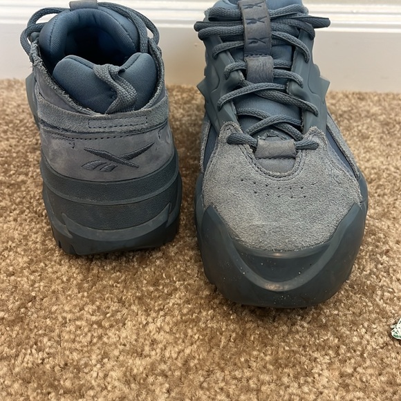 Cardie B sneakers - Picture 4 of 6